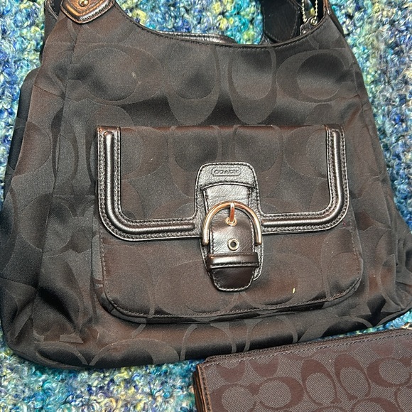 Authentic Coach classic bag with wallet and check book cover - Picture 7 of 14